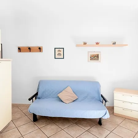 Apartment Golfo 6 *